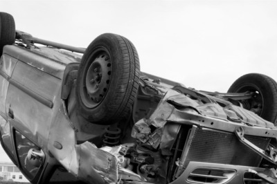 Car Collision In Lincoln, Nebraska Kills 2, Injures 20