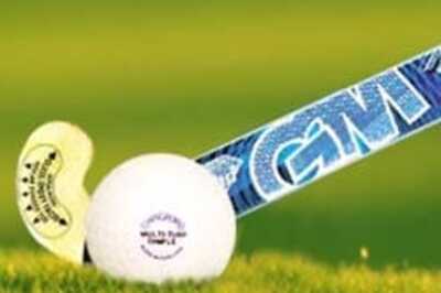 Hockey consultant Charlesworth quits in disgust