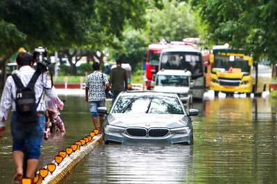 Mercury Drops After Rain Lashes Parts Of Delhi; Waterlogging, Traffic Snarls Reported