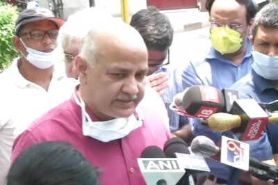 Scrap Pending CBSE Board Exams, Mark Students on Previous Internal Assessment: Sisodia to HRD Minister