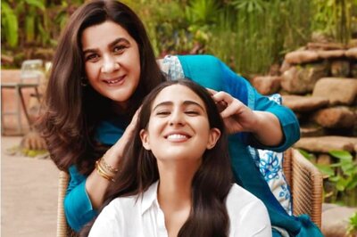 Sara Ali Khan’s Latest Picture With Amrita Singh Defines Their Beautiful Mother-daughter Bond