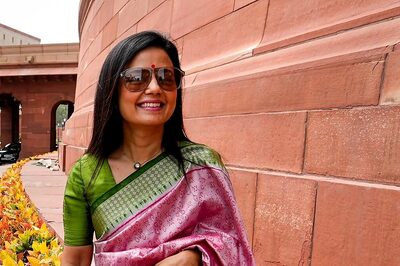 HC 'Appalled' Over Mahua Moitra's Counsel Contacting Dehadrai to Take Back CBI Complaint