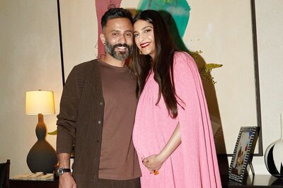Sonam Kapoor Recalls Having Covid Symptoms in 1st Trimester, Googled Impact of Covid During Pregnancy