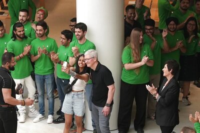 'What An Incredible Reception,' Says Tim Cook After Apple Saket Store Launch In Delhi
