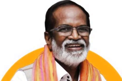 Vairamuthu Posts Song Composed By Ilaiyaraaja On Labour Day Amid Controversy