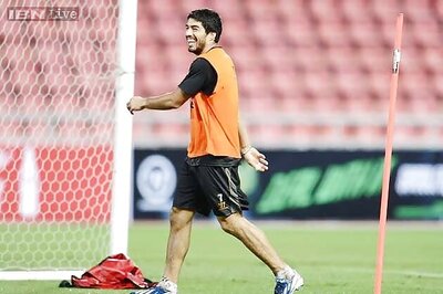 Suarez 'chomping at the bit' to be back from bite ban