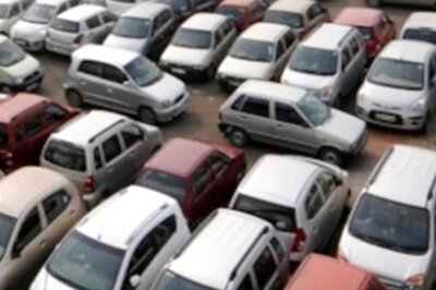 Automakers Foresee Dip in Sales During Festive Season as Backlogs Pose Serious Threat